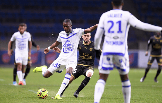 浓眉替里夫斯出气是哪场比赛