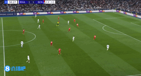 皇马边路快攻破门,领先对手一步进攻